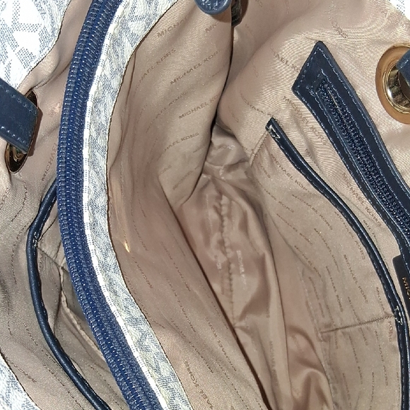 Michael Kors Navy and White Monogram Tote - Picture 4 of 7